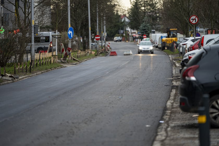 Ulica Bezpieczna w przedostatni dzień remontu